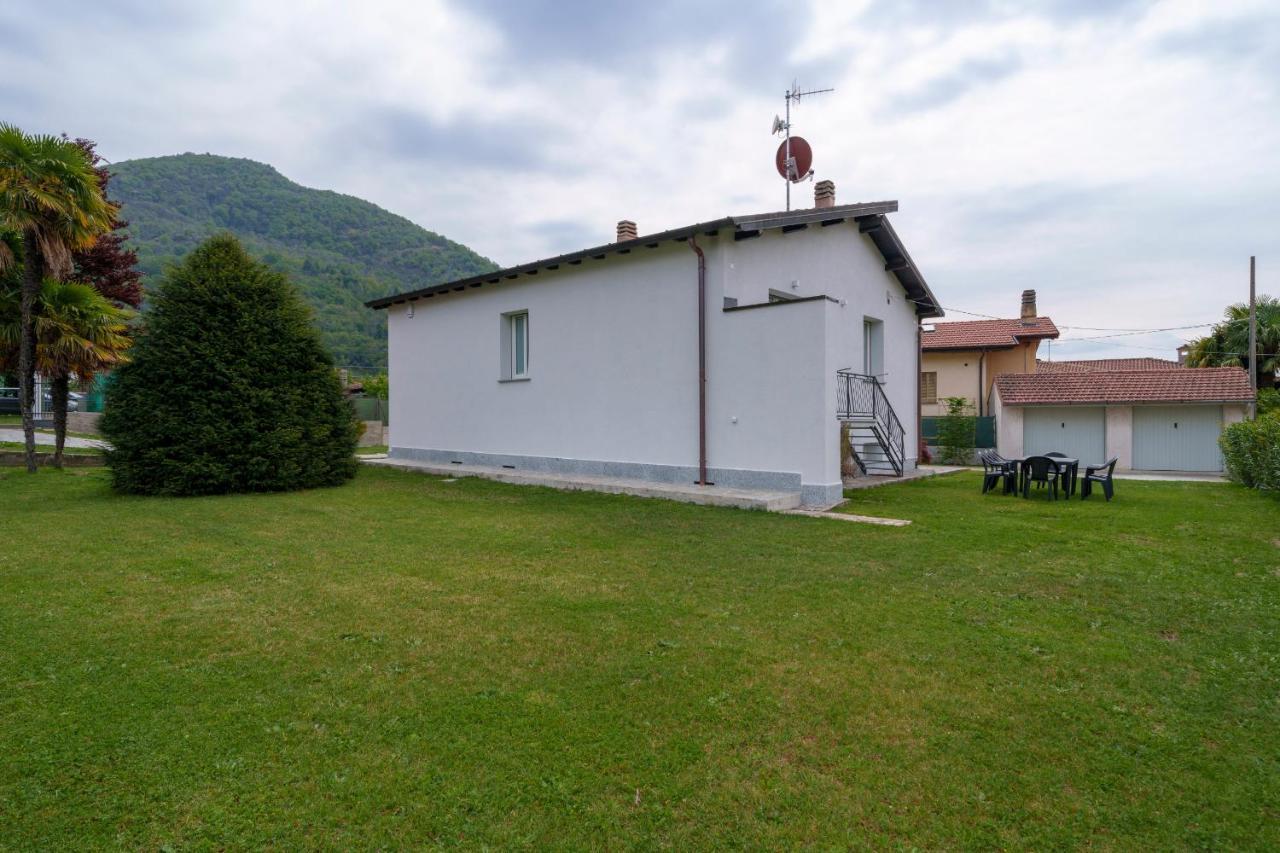 Casa Vacanza Acqua Dolce Maccagno Экстерьер фото